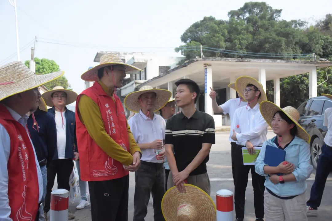 C币钱包
党委组织下属党组织开展义务植树活动